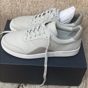 Everlane court sneaker in grey/nubuck 9.5